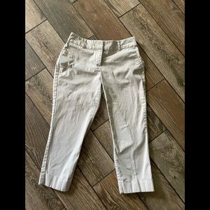 Ann Taylor Petite Curvy Fit Capris